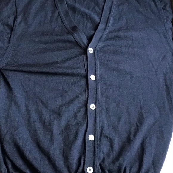 Simons 100%  extra fine merino wool navy blue Cardigan made Italy 🇮🇹 - Picture 5 of 9